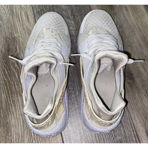 Nike Air Huarache Triple White 318429-111 Men’s US Size 8 Sneaker Shoes - Picture 8 of 10